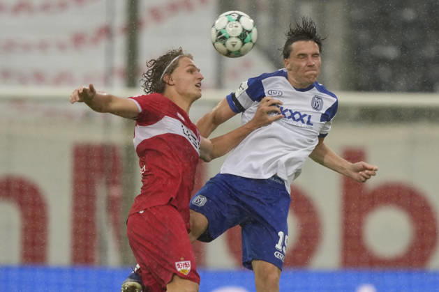10.10.2026, Hänsch-Arena, Meppen, GER, 3. Liga, 9. Spieltag: SV Meppen vs VfB Stuttgart II, Kopfballduell zwischen Luis Sprekelmeyer (SV Meppen 19) und Tim van der Leij (VfB Stuttgart II 9) DFL REGULATIONS PROHIBIT ANY USE OF PHOTOGRAPHS AS IMAGE SEQUENCES AND OR QUASI-VIDEO. Meppen Niedersachsen Hänsch-Arena