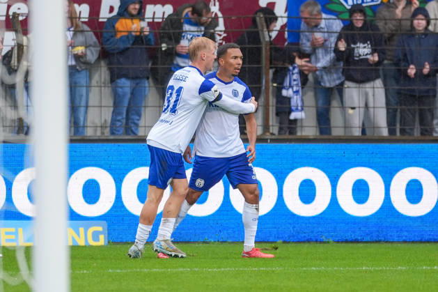Deutschland: Fussball, 3. Liga, 8. Spieltag, Hänsch-Arena, Meppen, Emsland, Niedersachsen, SV Meppen vs. VfB Stuttgart U21, U 21 VfB Stuttgart II: Jubel Oliver Schmitt (SV Meppen, 7) über sein Tor zum 1:1. Copyright: xMichelxWittex