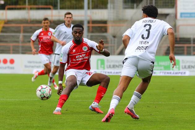 Regionalliga West: Rot-Weiß Oberhausen - 1. FC Bocholt ** NUR FÜR REDAKTIONELLE ZWECKE ** EDITORIAL USE ONLY **<p>Yassir Atty, Elano Yegen RWO - 1. FC Bocholt Ort: Oberhausen, Stadion Niederrhein Datum: 10.10.2026 Deutschland NRW Oberhausen Copyright: MichaxKorb