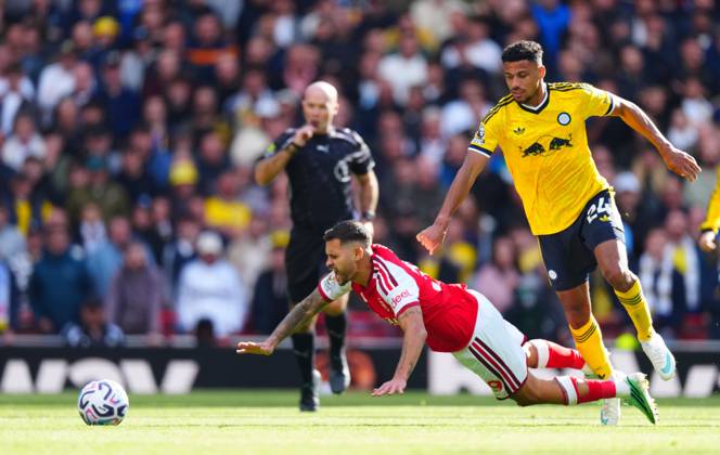 James Justin of Leeds United fouls Bruno Guimaraes of Arsenal Arsenal v Leeds United, Premier League, Football, Emirates Stadium, London, UK - 10 Oct 2026London Emirates Stadium United Kingdom EDITORIAL USE ONLY No use with unauthorised audio, video, data, fixture lists, club league logos or live services. Online in-match use limited to 120 images, no video emulation. No use in betting, games or single club league player publications. Copyright: xJavierxGarcia Shutterstockx 17204400ag