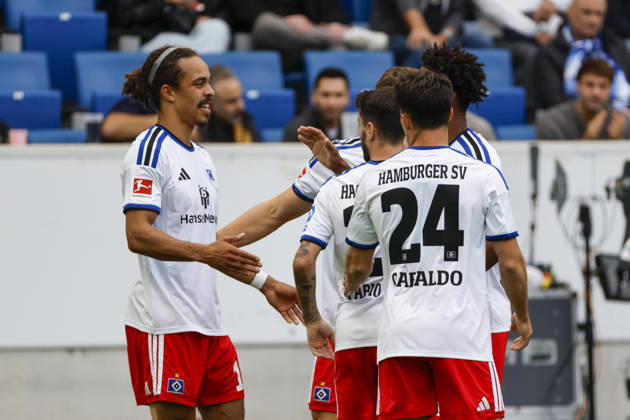 Torjubel Hamburger SV beim 0:1 durch Yussuf Poulsen (Hamburger SV, 15), Freude, Begeisterung, positive Emotionen, Torerfolg , Deutschland, Fussball, 1. Bundesliga, 5.Spieltag, 2026 2027, TSG Hoffenheim vs. Hamburger SV, 10.10.2026, Sinsheim SNP Arena Deutschland Copyright: xGrantxHubbsx