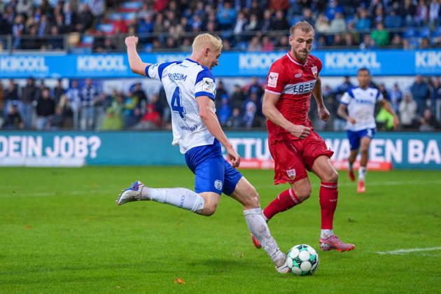 Deutschland: Fussball, 3. Liga, 8. Spieltag, Hänsch-Arena, Meppen, Emsland, Niedersachsen, SV Meppen vs. VfB Stuttgart U21, U 21 VfB Stuttgart II: Jona Borsum (SV Meppen, 4) Copyright: xMichelxWittex