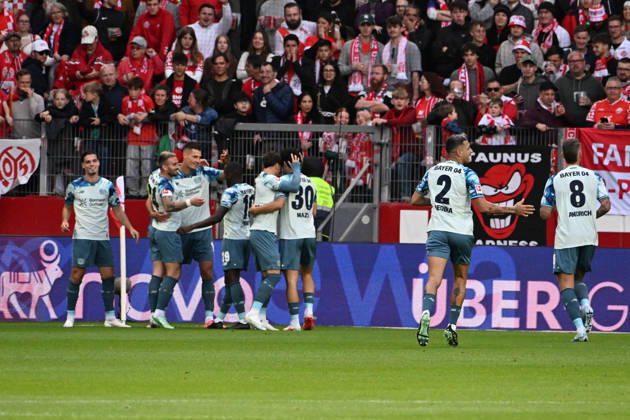 10.10.2026, xsltx, Fussball 1.Bundesliga, FSV Mainz 05 - Bayer 04 Leverkusen v.l. Torjubel nach dem Tor zum celebrating the goal celebrate 0:2 durch Patrik Schick (Bayer 04 Leverkusen) (DFL DFB REGULATIONS PROHIBIT ANY USE OF PHOTOGRAPHS as IMAGE SEQUENCES and or QUASI-VIDEO) Mainz