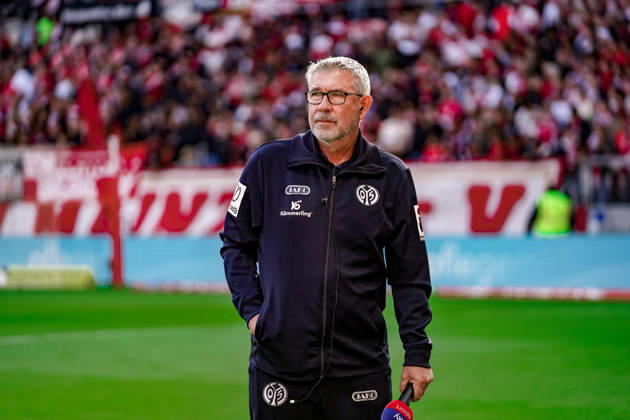 Deutschland: Fussball Saison 2026 2027 , 1. Bundesliga , 5. Spieltag , 1. FSV Mainz 05 vs. Bayer 04 Leverkusen - MEWA-Arena (Mainz) : Urs Fischer (Trainer, 1. FSV Mainz 05) Portraitfoto, Portrait, Einzelaufnahme, Porträt, Mimik, Gesichtsausdruck Mainz MEWA-Arena Deutschland Germany Copyright: xBennetxLongx