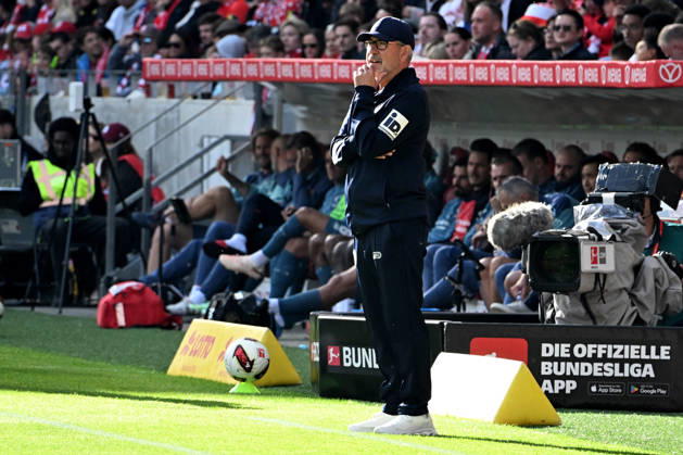 10.10.2026, xsltx, Fussball 1.Bundesliga, FSV Mainz 05 - Bayer 04 Leverkusen v.l. Trainer Urs Fischer (FSV Mainz 05) (DFL DFB REGULATIONS PROHIBIT ANY USE OF PHOTOGRAPHS as IMAGE SEQUENCES and or QUASI-VIDEO) Mainz