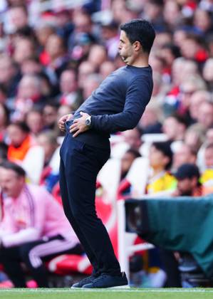 Arsenal Manager Mikel Arteta Arsenal v Leeds United, Premier League, Football, Emirates Stadium, London, UK - 10 Oct 2026London Emirates Stadium United Kingdom EDITORIAL USE ONLY No use with unauthorised audio, video, data, fixture lists, club league logos or live services. Online in-match use limited to 120 images, no video emulation. No use in betting, games or single club league player publications. Copyright: xJavierxGarcia Shutterstockx 17204400bc