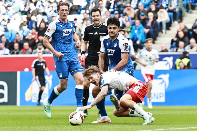 10.10.2026, xtvx, Fussball 1.Bundesliga, TSG 1899 Hoffenheim - Hamburger SV v.l. Zweikampf, Duell, duel, tackle, compete David Moller Wolfe (Hamburger SV) Ozan Kabak (TSG 1899 Hoffenheim) (DFL DFB REGULATIONS PROHIBIT ANY USE OF PHOTOGRAPHS as IMAGE SEQUENCES and or QUASI-VIDEO) Sinsheim
