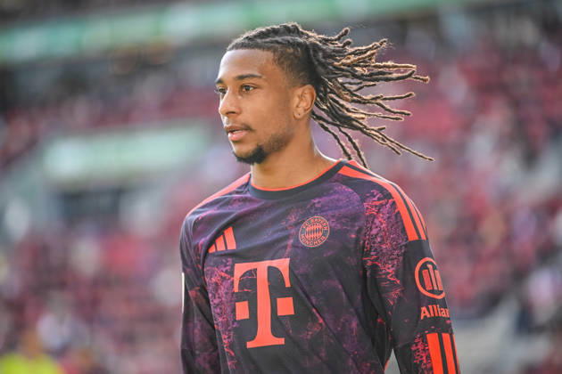 Michael Olise (FC Bayern Muenchen) Schaut waehrend des spiels der 1. Bundesliga zwischen FC Augsburg und FC Bayern Muenchen, WWK Arena am 10. October 2026 in Augsburg, Deutschland. (Foto von Harry Langer DeFodi Images) +++ Michael Olise (FC Bayern Muenchen) Looks on during the Bundesliga match between FC Augsburg and FC Bayern Muenchen at WWK Arena on October 10, 2026 in Augsburg, Germany. (Photo by Harry Langer DeFodi Images) DFB DFL REGULATIONS PROHIBIT ANY USE OF PHOTOGRAPHS AS IMAGE SEQUENCES AND OR QUASI-VIDEO. (Photo by Harry Langer DeFodi Images) DFB DFL REGULATIONS PROHIBIT ANY USE OF PHOTOGRAPHS AS IMAGE SEQUENCES AND OR QUASI-VIDEO. -