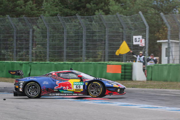 DTM (German Touring Car Championship) - 10.10.2026 - Round 8, Hockenheimringring on 10.10.2026. Accident in the hairpin: Thierry Vermeulen (NL Emil Frey Racing, 69), Ferrari 296 GT3 Evo, Tom Kalender (D Mercedes-AMG Team Landgraf, 84), Mercedes-AMG GT3 Baden-Württemberg Deutschland Copyright: xO.Frankex