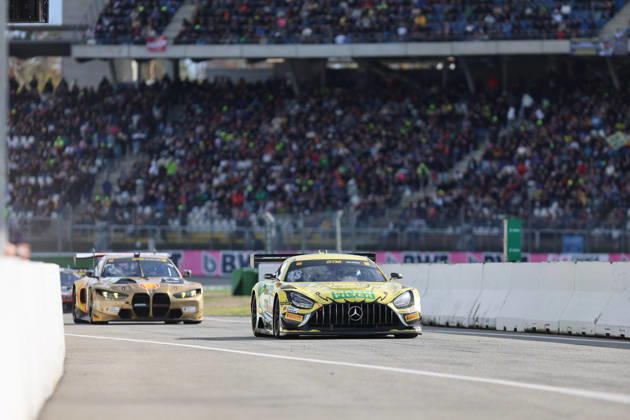 Hockenheim, Deutschland 09.- 11. Oktober 2026: DTM - 2026 - Saisonfinale - Hockenheimring - Samstag Rennen 1 Im Bild: Jules Gounon (FRA 48) vor Kelvin van der Linde (RSA 3) Hockenheimring Baden Württemberg Copyright: xFotostandx xFWMEDIAx