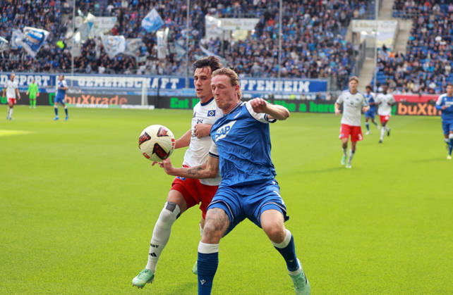 10.10.26 TSG 1899 Hoffenheim - Hamburger SV Deutschland, Sinsheim, 10.10.2026, Fussball, Bundesliga, Saison 2026 2027, TSG 1899 Hoffenheim - Hamburger SV: v.l. Nicolas Capaldo (Hamburger SV), Wouter Burger (TSG 1899 Hoffenheim).