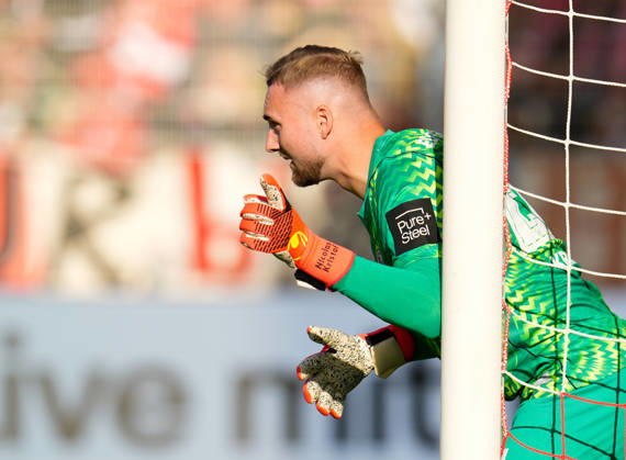 Nicolas Kristof (SV Elversberg, 20) gestikuliert. GER, 1.FC Union Berlin vs SV Elversberg, 1. Bundesliga, 5. Spieltag, Saison 2026-27, Stadion An der Alten Foersterei, Berlin, 10.10.2026 DFL REGULATIONS PROHIBIT ANY USE OF PHOTOGRAPHS AS IMAGE SEQUENCES AND OR QUASI-VIDEO 1.FC Union Berlin vs SV Elversberg, 1. Bundesliga, 5. Spieltag, Saison 2026-27, 10.10.2026 Berlin Copyright: xEibner-Pressefoto ScottxColemanx EP_SCN