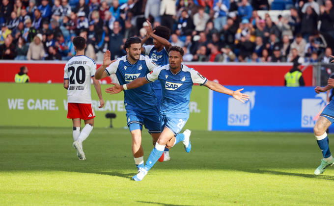 10.10.26 TSG 1899 Hoffenheim - Hamburger SV Deutschland, Sinsheim, 10.10.2026, Fussball, Bundesliga, Saison 2026 2027, TSG 1899 Hoffenheim - Hamburger SV: Bambase Conte (TSG 1899 Hoffenheim); Jubel Tor 2:1 Conte.