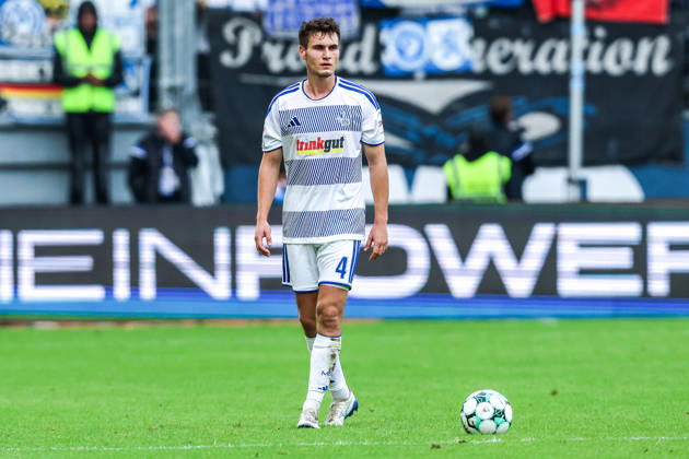 Fussball, 3.Liga Saison 2026 2027 8.Spieltag MSV Duisburg - TSG 1899 Hoffenheim II 10.10.2026, schauinsland-reisen-arena Martin Ens (MSV Duisburg, 4) Duisburg schauinsland-reisen-arena Nordrhein-Westfalen Deutschland