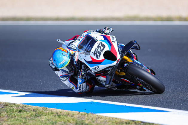 World Superbikes Estoril Round 2026 - Day 2 Miguel Oliveira of Portugal rides for the ROKiT BMW Motorrad WorldSBK Team during the 2026 World Superbike Estoril Round at Circuito do Estoril in Cascais, Portugal, on October 10, 2026. Estoril Lisboa Portugal  Copyright: xMiguelxReisx originalFilename:reis-notitle261010_npNMD.jpg