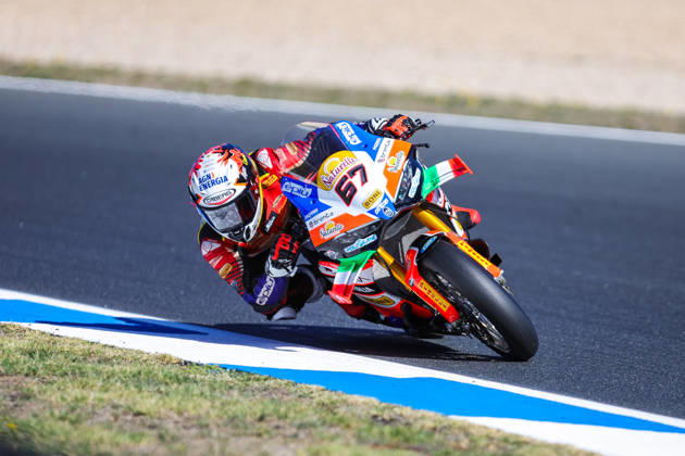 World Superbikes Estoril Round 2026 - Day 2 Alberto Surra of Italy rides for the Motocorsa Racing WorldSBK Team during the 2026 World Superbike Estoril Round at Circuito do Estoril in Cascais, Portugal, on October 10, 2026. Estoril Lisboa Portugal  Copyright: xMiguelxReisx originalFilename:reis-notitle261010_npntX.jpg