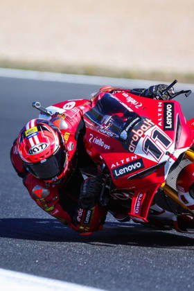 World Superbikes Estoril Round 2026 - Day 2 Nicolo Bulega of Italy rides for the Aruba.it Racing - Ducati WorldSBK Team during the 2026 World Superbike Estoril Round at Circuito do Estoril in Cascais, Portugal, on October 10, 2026. Estoril Lisboa Portugal  Copyright: xMiguelxReisx originalFilename:reis-notitle261010_npxI2.jpg