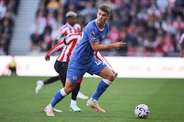 Sunderland v Brighton & Hove Albion - Premier League 2026 27 Luka Vuskovic of Brighton and Hove Albion turns with the ball during the Premier League match between Sunderland and Brighton and Hove Albion at the Stadium of Light in Sunderland, on October 10, 2026. Sunderland Tyne and Wear United Kingdom  Copyright: xMIxNewsx originalFilename:fletcher-sunderla261010_npvMU.jpg