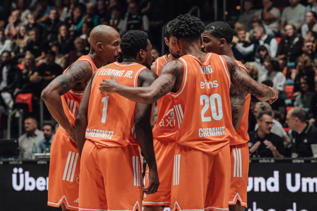 easyCredit Basketball Bundesliga, 5. Spieltag, Niners Chemnitz -Bayern München 10.10.2026 ab 16:00 Uhr Chemnitz, Chemnitz Arena Im Foto: Team Niners Chemnitz easyCredit Basketball Bundesliga, 5. Spieltag, Niners Chemnitz - Bayern München Chemnitz Sachsen Deutschland Copyright: xEHLxMedia MichelxKöhlerx 20261010-Niners-Chemnitz-Bayern-M__nchen-023
