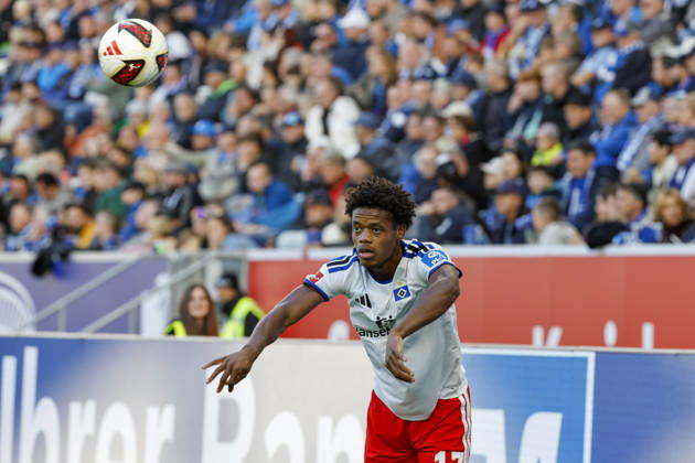 Warmed Omari (Hamburger SV, 17) beim Einwurf , Deutschland, Fussball, 1. Bundesliga, 5.Spieltag, 2026 2027, TSG Hoffenheim vs. Hamburger SV, 10.10.2026, Sinsheim SNP Arena Deutschland Copyright: xGrantxHubbsx