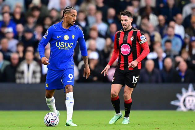 Chelsea v Bournemouth, Premier League Chelsea forward Joao Pedro (9) under pressure from AFC Bournemouth defender Adam Smith (15) during the Premier League match between Chelsea and Bournemouth at Stamford Bridge, London, UK on 10 October 2026. London Stamford Bridge Greater London UK Editorial use only DataCo restrictions apply See www.football-dataco.com , Copyright: xDennisxGoodwinx PSI-24979-0041