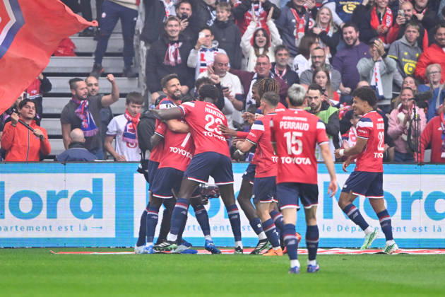 LOSC Lille v Le Havre Athletic Club - Ligue 1 McDonald s 2026 2027 Loun SRDANOVIC of Lille, Aissa Mandi of Lille, Romain PERRAUD of Lille, Olivier GIROUD of Lille and Dilane BAKWA of Lille celebrate after scores during Ligue 1 McDonald s match between Lille and Le Havre at Stade Pierre-Mauroy on October 10, 2026 in Lille, France. Lille France  Copyright: xKevinxClementx 776573340