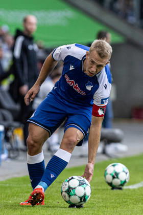 3.Liga: MSV Duisburg TSG Hoffenheim II; 10.10.2026 Valentin Lässig (TSG Hoffenheim II, 6) 3.Liga 8.Spieltag: MSV Duisburg TSG Hoffenheim II; Schauinsland-Reisen-Arena, Duisburg, 10.10.2026 DFB regulations prohibit any use of photographs as image sequences and or quasi video. Copyright: xBEAUTIFULxSPORTS Buriakovx