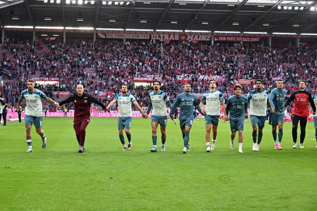 10.10.2026, xsltx, Fussball 1.Bundesliga, FSV Mainz 05 - Bayer 04 Leverkusen v.l. Jubel, Freude über den Sieg (DFL DFB REGULATIONS PROHIBIT ANY USE OF PHOTOGRAPHS as IMAGE SEQUENCES and or QUASI-VIDEO) Mainz