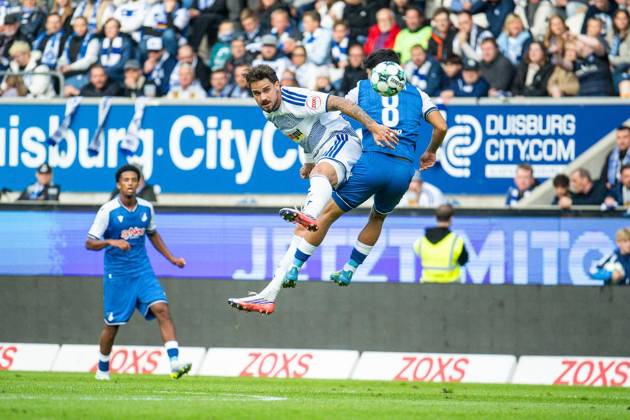 3.Liga MSV Duisburg - TSG Hoffenheim II ** NUR FÜR REDAKTIONELLE ZWECKE ** EDITORIAL USE ONLY **<p>Fußball 3.Liga MSV Duisburg - TSG Hoffenheim II am 10.10.26 in der Schauinsland-Reisen Arena in Duisburg Lex Tyger Lobinger ( Duisburg ) Duisburg Copyright: JakobxKlos