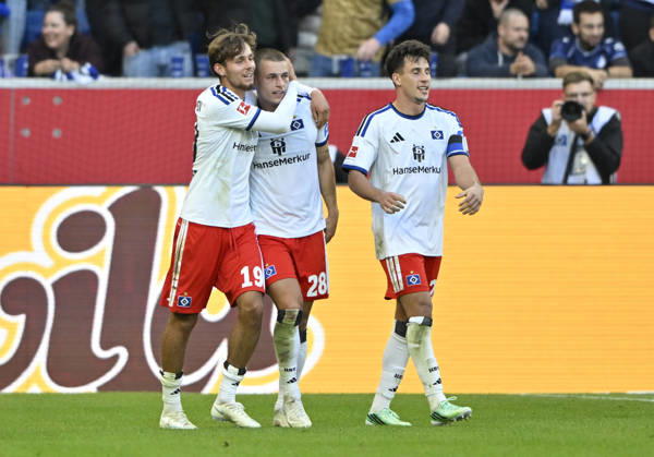 TOR zum 2:3 Miro Muheim Hamburger SV HSV (28) Torjubel Terem Moffi Hamburger SV HSV (09) TSG 1899 Hoffenheim vs Hamburger SV HSV 10.10.2026 DFL REGULATIONS PROHIBIT ANY USE OF PHOTOGRAPHS AS IMAGE SEQUENCES AND OR QUASI-VIDEO TSG 1899 Hoffenheim vs Hamburger SV HSV