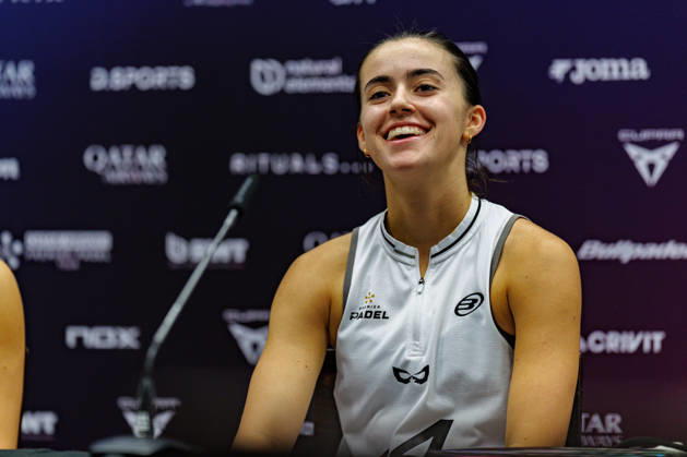 DÜSSELDORF, GERMANY - 10 OCTOBER 2026: Image shows press conference, PK, Pressekonferenz with Claudia Fernandez Sanchez (ESP) during CUPRA Germany Premier Padel P2 2026 Day 7: Semifinals at CASTELLO Düsseldorf on 10 10 2026 in Düsseldorf, Germany. Germany Copyright: xFröhlichxPascalx
