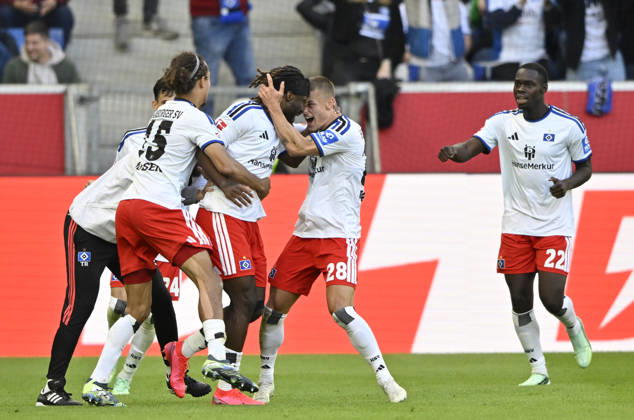 TOR zum 2:2 Terem Moffi Hamburger SV HSV (09) Torjubel Miro Muheim Hamburger SV HSV (28) Kofi Amoako Hamburger SV HSV (22) Yussuf Poulsen Hamburger SV HSV (15) TSG 1899 Hoffenheim vs Hamburger SV HSV 10.10.2026 DFL REGULATIONS PROHIBIT ANY USE OF PHOTOGRAPHS AS IMAGE SEQUENCES AND OR QUASI-VIDEO TSG 1899 Hoffenheim vs Hamburger SV HSV