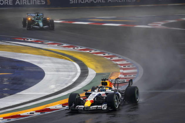F1 - SINGAPORE GRAND PRIX 2026 41 LINDBLAD Arvid (gbr), Visa Cash App RB F1 Team VCARB03, action during the 2026 Formula 1 Singapore Grand Prix, 17th round of the 2026 Formula One World Championship, WM, Weltmeisterschaft from October 9 to 11, 2026 on the Marina Bay Street Circuit, in Singapore, Singapore - SingaporeSingapore Copyright: xJulienxDelfossex