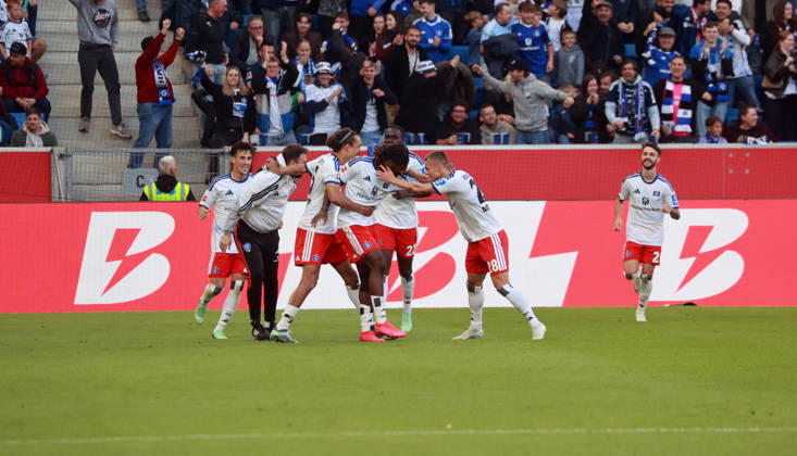 10.10.26 TSG 1899 Hoffenheim - Hamburger SV Deutschland, Sinsheim, 10.10.2026, Fussball, Bundesliga, Saison 2026 2027, TSG 1899 Hoffenheim - Hamburger SV: Terem Moffi (Hamburger SV); Jubel Tor 2:2 Moffi.