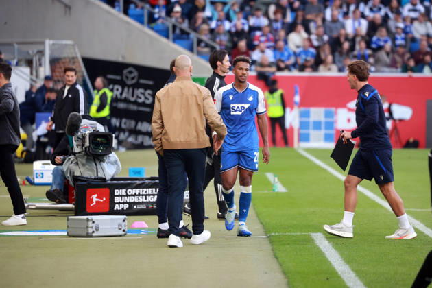 10.10.26 TSG 1899 Hoffenheim - Hamburger SV Deutschland, Sinsheim, 10.10.2026, Fussball, Bundesliga, Saison 2026 2027, TSG 1899 Hoffenheim - Hamburger SV: v.l. Christian Ilzer (Trainer TSG 1899 Hoffenheim), Bambase Conte (TSG 1899 Hoffenheim).