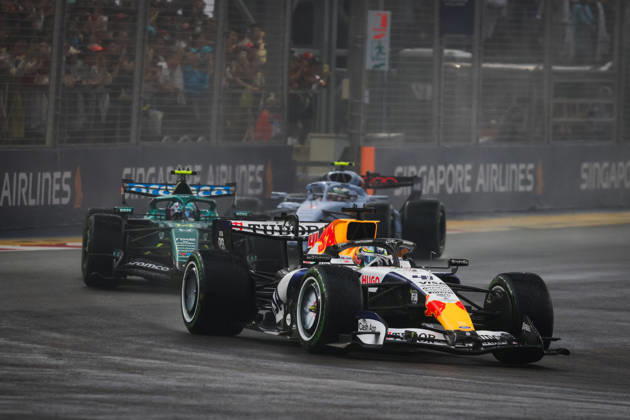 F1 - SINGAPORE GRAND PRIX 2026 41 LINDBLAD Arvid (gbr), Visa Cash App RB F1 Team VCARB03, action during the 2026 Formula 1 Singapore Grand Prix, 17th round of the 2026 Formula One World Championship, WM, Weltmeisterschaft from October 9 to 11, 2026 on the Marina Bay Street Circuit, in Singapore, Singapore - SingaporeSingapore Copyright: xANTONINxVINCENTx