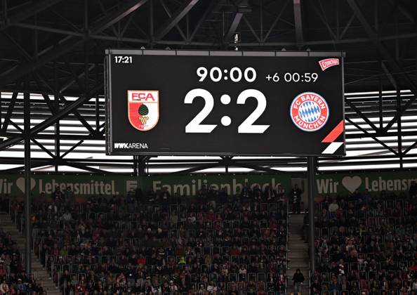 10.10.2026, Fussball Bundesliga 2026 2027, 5.Spieltag, FC Augsburg - FC Bayern München, in der WWK-Arena Augsburg, Das Ergebnis 2:2