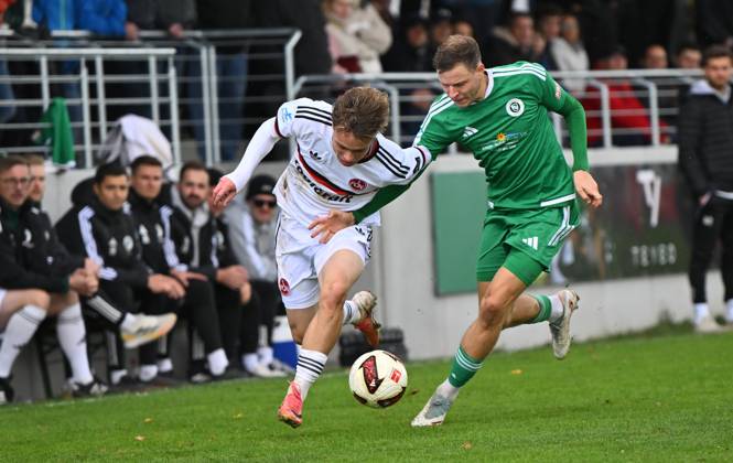 09.10.2026 - Fussball - Saison 2026 2027 - Regionalliga Bayern - 04. Spieltag: SpVgg Ansbach - 1. FC Nürnberg FCN II ( Club ) - DoGe - xdoxgex - Luca Horst (42, 1. FC Nürnberg FCN II ) Riko Manz (29, SpVgg Ansbach )