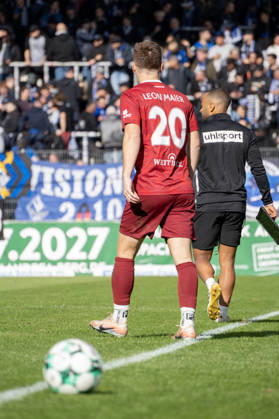 10.10.2026, xerix, Fussball 3.Liga, SG Sonnenhof Grossaspach - SV Waldhof Mannheim v.l. Leon Maier (SG Sonnenhof Großaspach) Aspach