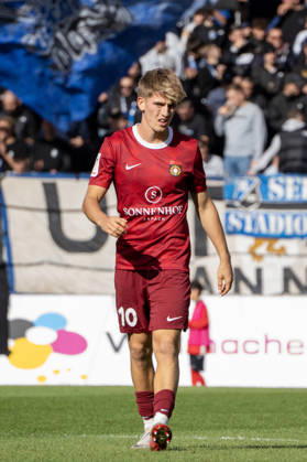 10.10.2026, xerix, Fussball 3.Liga, SG Sonnenhof Grossaspach - SV Waldhof Mannheim v.l. Lukas Stoppel (SG Sonnenhof Großaspach) Aspach