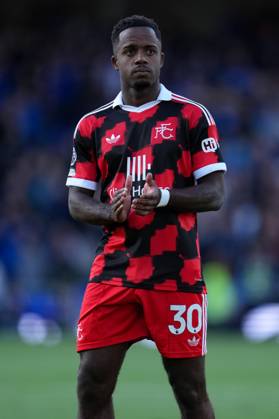 Ryan Sessegnon of Fulham applauds the fans at full-time. Ipswich Town v Fulham, Premier League, Football, Portman Road, Ipswich, UK - 10 Oct 2026Ipswich Portman Road United Kingdom EDITORIAL USE ONLY No use with unauthorised audio, video, data, fixture lists, club league logos or live services. Online in-match use limited to 120 images, no video emulation. No use in betting, games or single club league player publications. Copyright: xJoexToth Shutterstockx 17206181ci