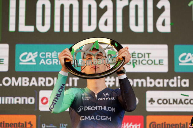 France s Paul Seixas of Decathlon CMA CGM Team first place winner celebrates on the podium during the 120th edition of the Il Lombardia, Tour of Lombardy cycling race, a 239 km one day race from Bergamo to Como on October 10, 2026, Italy.  Copyright: xGianxMattiaxD Alberto LaPressex