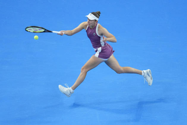 (261010) -- BEIJING, Oct. 10, 2026 -- Elise Mertens hits a return during the women s singles semifinal between Zheng Qinwen of China and Elise Mertens of Belgium at 2026 China Open tennis tournament in Beijing, China, Oct. 10, 2026. ) (SP)CHINA-BEIJING-TENNIS-CHINA OPEN-WOMEN S SINGLES-SEMIFINAL (CN) JuxHuanzong 