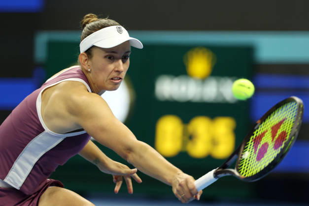 (261010) -- BEIJING, Oct. 10, 2026 -- Elise Mertens hits a return during the women s singles semifinal between Zheng Qinwen of China and Elise Mertens of Belgium at 2026 China Open tennis tournament in Beijing, China, Oct. 10, 2026. ) (SP)CHINA-BEIJING-TENNIS-CHINA OPEN-WOMEN S SINGLES-SEMIFINAL (CN) ZhangxChenlin 