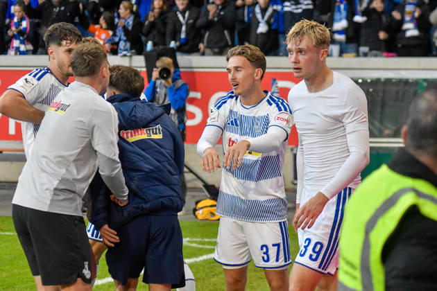 Peter Remmert (Duisburg 39) jubelt nach dem Tor zum 3:2 mit der Mannschaft 10.10.2026 ¢ Fussball ¢ MSV Duisburg vs TSG 1899 Hoffenheim II, Schauinsland-Reisen-Arena, Duisburg, DFB DFL REGULATIONS PROHIBIT ANY USE OF PHOTOGRAPHS AS IMAGE SEQUENCES AND OR QUASI-VIDEO NRW Germany