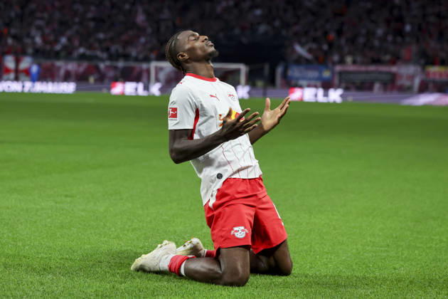 Ezechiel Banzuzi (RB Leipzig) bejubelt seinen Treffer zum 1:0 waehrend des spiels der 1. Bundesliga zwischen RB Leipzig und Eintracht Frankfurt, Red Bull Arena am 10. October 2026 in Leipzig, Deutschland. (Foto von Marco Steinbrenner DeFodi Images) +++ Ezechiel Banzuzi (RB Leipzig) celebrates after scoring his teams first goal during the Bundesliga match between RB Leipzig and Eintracht Frankfurt at Red Bull Arena on October 10, 2026 in Leipzig, Germany. (Photo by Marco Steinbrenner DeFodi Images) DFB DFL REGULATIONS PROHIBIT ANY USE OF PHOTOGRAPHS AS IMAGE SEQUENCES AND OR QUASI-VIDEO. (Photo by Marco Steinbrenner DeFodi Images) -