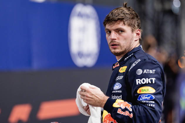 SINGAPORE, SINGAPORE - OCTOBER 10: Max Verstappen of the Netherlands and Oracle Red Bull Racing at qualifying ahead of the F1 Grand Prix of Singapore at Marina Bay Street Circuit on October 10, 2026 in Singapore, Singapore. (Photo by Qian Jun SPP-Paddocker) Copyright: xQianxJun SPP-Paddockerx Sportspressphoto_SPR251115