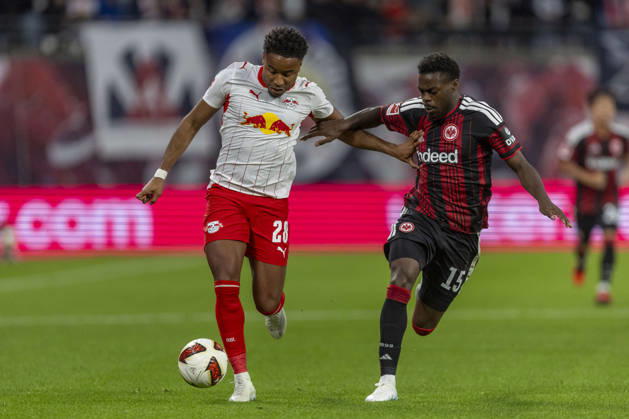 GER, Leipzig, Fussball, Bundesliga, 5. Spieltag, RB Leipzig vs. Eintracht Frankfurt im Bild v.l.: Christopher Nkunku (RB Leipzig 28), Noel Aseko (Eintracht Frankfurt 15), Zweikampf 10.10.2026, Red-Bull Arena Leipzig DFL DFB REGULATIONS PROHIBIT ANY USE OF PHOTOGRAPHS AS IMAGE SEQUENCES AND OR QUASI-VIDEO, Leipzig Red-Bull Arena Sachsen Germany Copyright: xPaulxFritzx