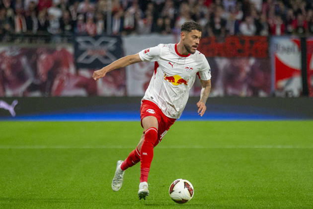 GER, Leipzig, Fussball, Bundesliga, 5. Spieltag, RB Leipzig vs. Eintracht Frankfurt im Bild v.l.: Romulo Cardoso (RB Leipzig 40), Aktion mit Ball 10.10.2026, Red-Bull Arena Leipzig DFL DFB REGULATIONS PROHIBIT ANY USE OF PHOTOGRAPHS AS IMAGE SEQUENCES AND OR QUASI-VIDEO, Leipzig Red-Bull Arena Sachsen Germany Copyright: xPaulxFritzx