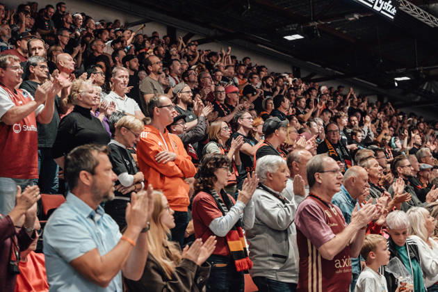 easyCredit Basketball Bundesliga, 5. Spieltag, Niners Chemnitz -Bayern München 10.10.2026 ab 16:00 Uhr Chemnitz, Chemnitz Arena Im Foto: Fans Niners Chemnitz easyCredit Basketball Bundesliga, 5. Spieltag, Niners Chemnitz - Bayern München Chemnitz Sachsen Deutschland Copyright: xEHLxMedia MichelxKöhlerx 20261010-Niners-Chemnitz-Bayern-M__nchen-132